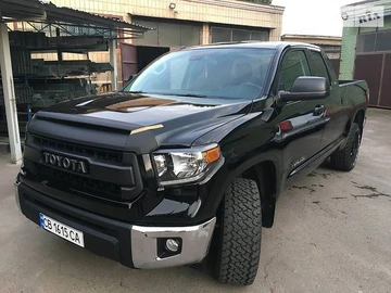 Авто Toyota Tundra 2018 № 8643490