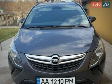 Авто Opel Zafira Tourer 2012 № 8644018