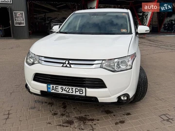 Авто Mitsubishi Outlander 2013 № 8644032