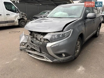 Авто Mitsubishi Outlander 2021 № 8644062