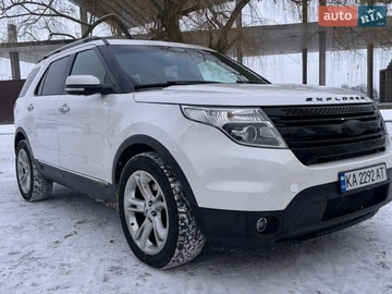 Авто Ford Explorer 2014 № 8644116