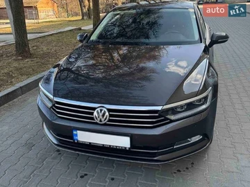 Авто Volkswagen Passat 2018 № 8644359