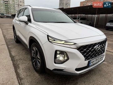 Авто Hyundai Santa Fe 2018 № 8644375