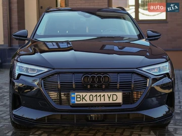 Авто Audi E-Tron 2019 № 8644409