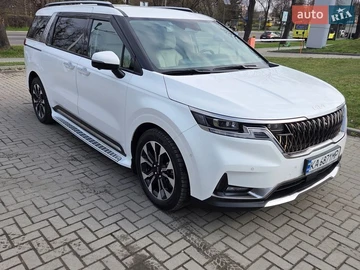 Авто KIA Carnival 2023 № 8644421