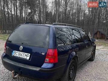 Авто Volkswagen Golf 2000 № 8644664