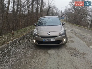 Авто Renault Grand Scenic 2010 № 8644710