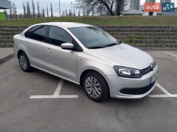 Авто Volkswagen Polo 2013 № 8644712