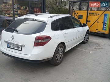 Авто Renault Laguna 2011 № 8644769