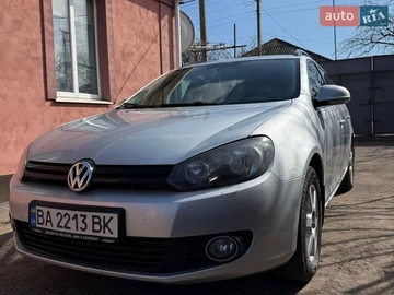 Авто Volkswagen Golf 2011 № 8644776