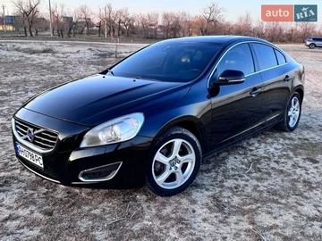 Авто Volvo S60 2013 № 8644861