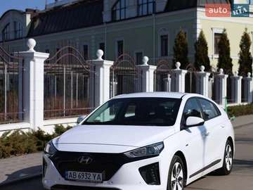 Авто Hyundai Ioniq 2018 № 8644902