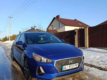 Авто Hyundai Elantra Gt 2018 № 8644922