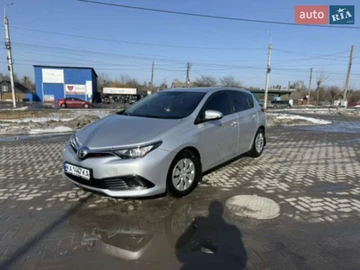 Авто Toyota Auris 2015 № 8644983