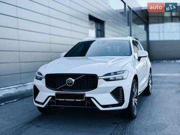 Авто Volvo Xc60 2022 № 8645012