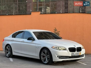 Авто BMW 5 Series 2013 № 8645248