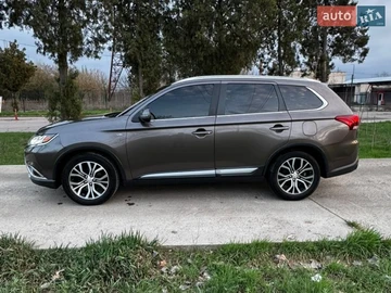 Авто Mitsubishi Outlander 2015 № 8645529