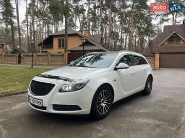 Авто Opel Insignia 2011 № 8645672