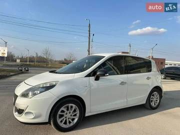 Авто Renault Scenic 2011 № 8645680