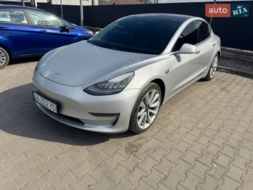Авто Tesla Model 3 2018 № 8645841