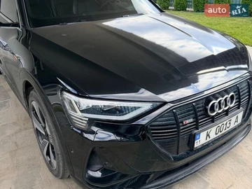 Авто Audi E-Tron 2020 № 8645877