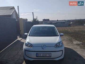 Авто Volkswagen Up 2015 № 8646078