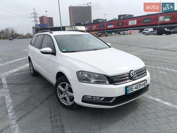 Авто Volkswagen Passat 2011 № 8646111