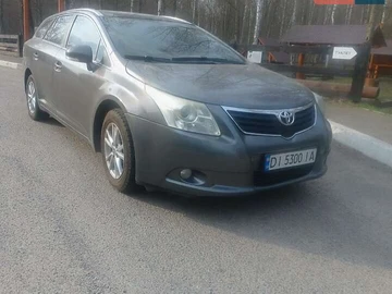Авто Toyota Avensis 2011 № 8646445