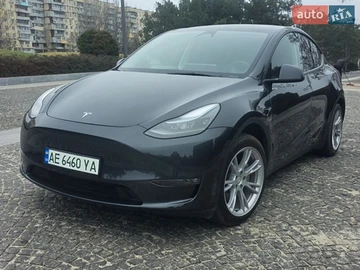 Авто Tesla Model Y 2024 № 8646908