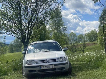 Авто Volkswagen Golf 1999 № 8646965