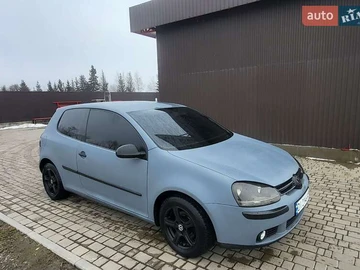 Авто Volkswagen Golf 2004 № 8647013