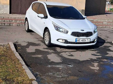Авто KIA Ceed 2013 № 8647231