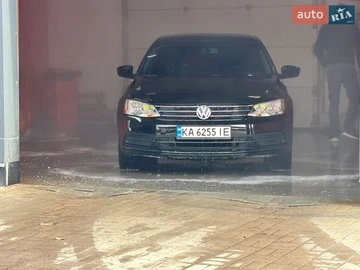 Авто Volkswagen Jetta 2017 № 8647265