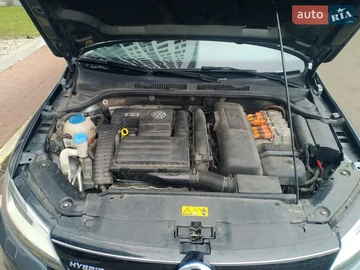 Авто Volkswagen Jetta 2015 № 8647311
