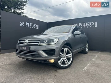 Авто Volkswagen Touareg 2015 № 8647629