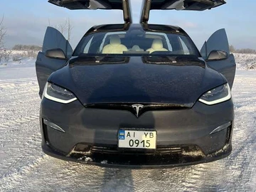 Авто Tesla Model X 2022 № 8647651
