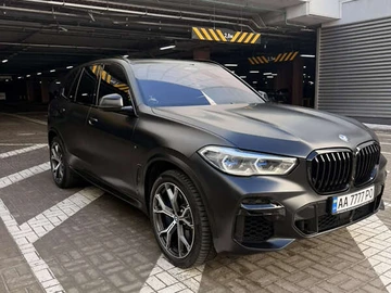 Авто BMW X5 2021 № 8647666