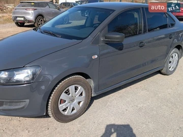 Авто Volkswagen Polo 2012 № 8647961