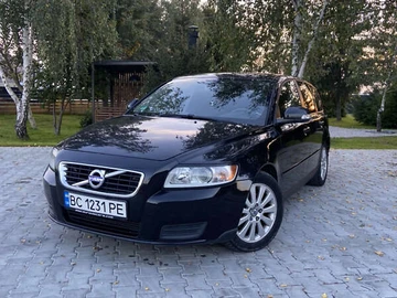 Авто Volvo V50 2011 № 8647983