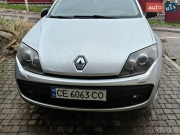 Авто Renault Laguna 2011 № 8648015