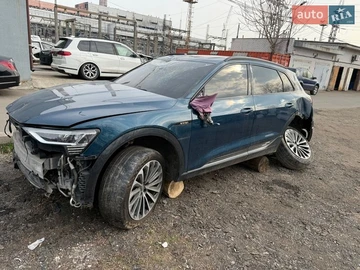 Авто Audi E-Tron 2019 № 8648077