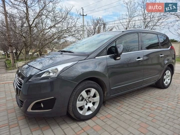 Авто Peugeot 5008 2014 № 8648084