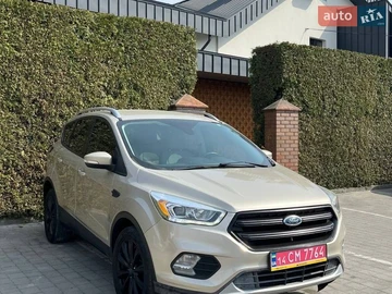 Авто Ford Escape 2017 № 8648230