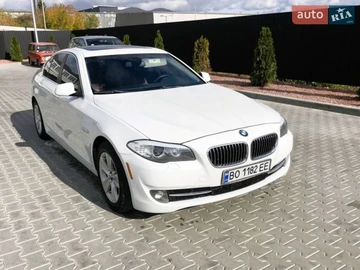 Авто BMW 5 Series 2012 № 8648233