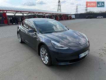 Авто Tesla Model 3 2018 № 8648316