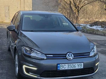 Авто Volkswagen E-Golf 2019 № 8648318