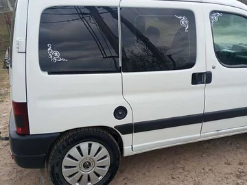 Авто Peugeot Partner 2007 № 8648610