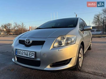 Авто Toyota Auris 2007 № 8648840