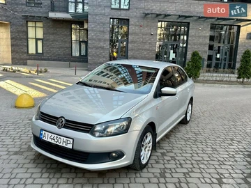 Авто Volkswagen Polo 2011 № 8648843
