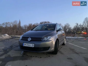 Авто Volkswagen Golf Plus 2009 № 8648847